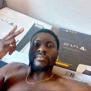 Meet your Posher, Devon